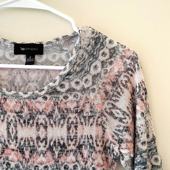 3/ $25 S-AB Studio Knit Top with White Decor on the hem, Women's, Fall Sweater - Picture 2 of 4